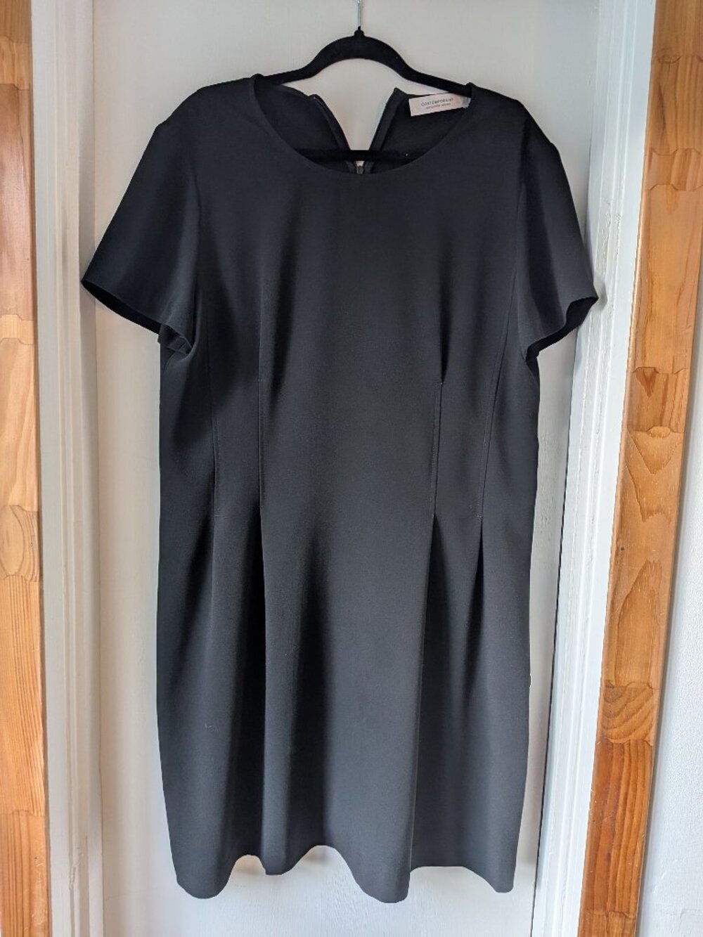 Contemporaine (Simons) Black Crepe Sheath Dress, Short Sleeves, Size 16
